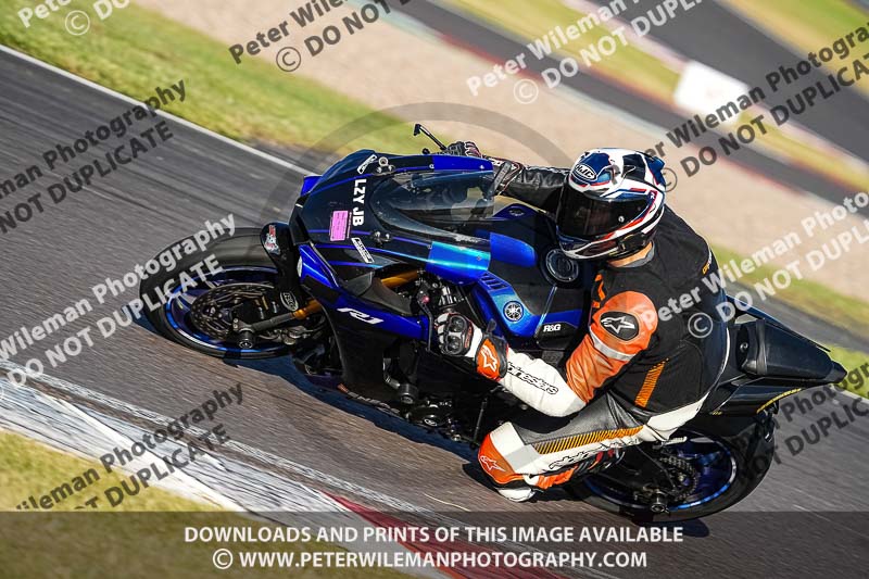 donington no limits trackday;donington park photographs;donington trackday photographs;no limits trackdays;peter wileman photography;trackday digital images;trackday photos